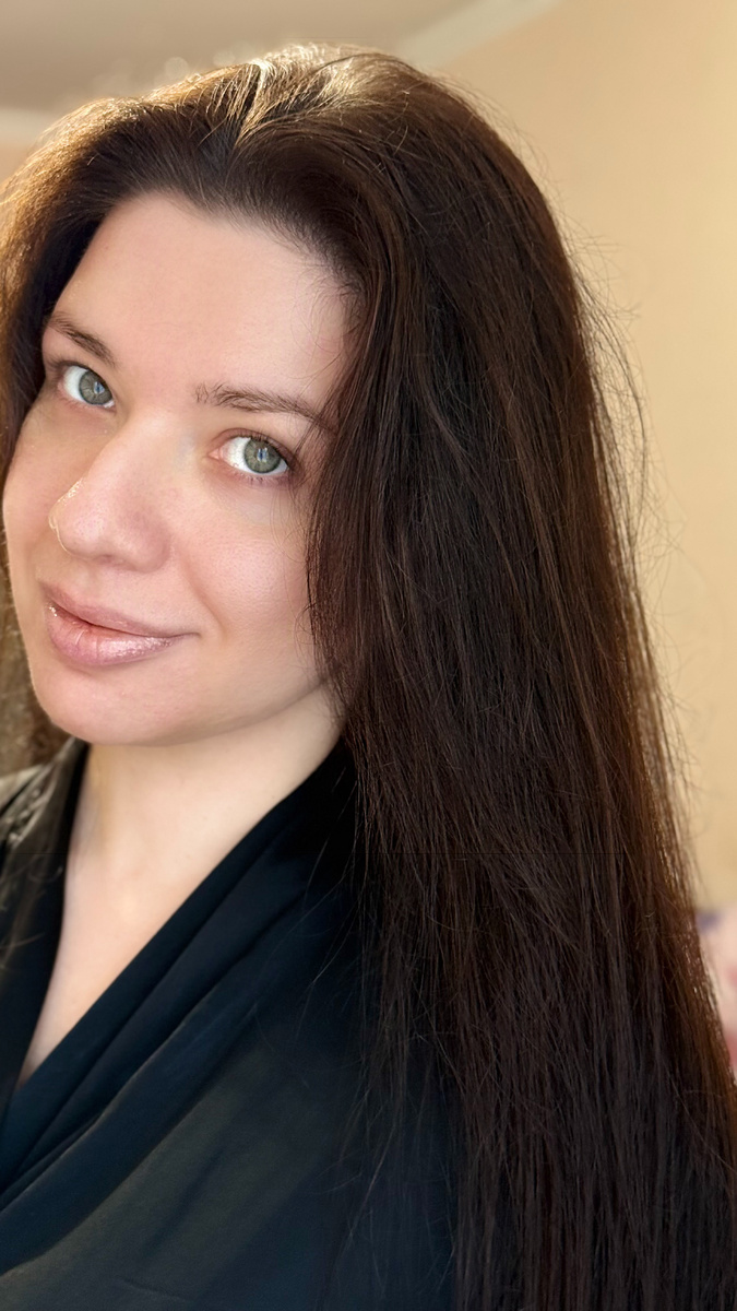 Мне 37 лет и ретинол ввела в уход год назад.