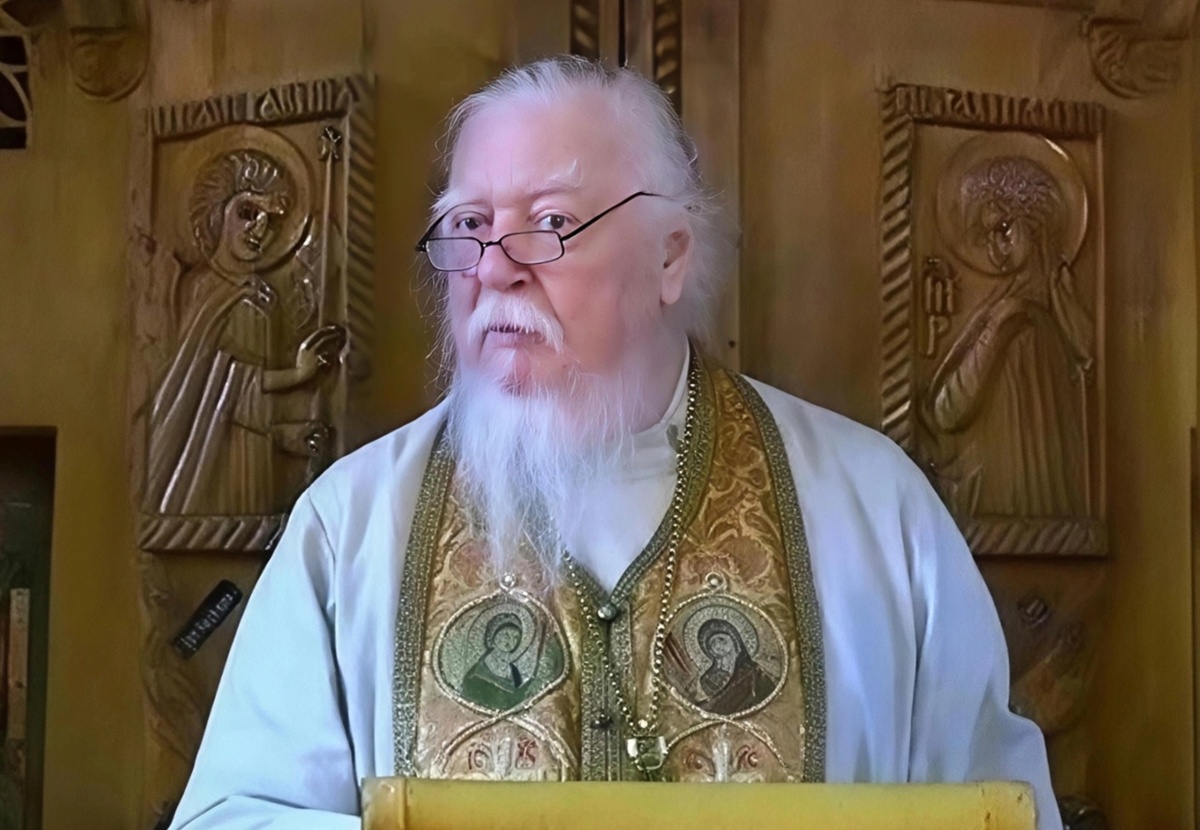 Димитрий Смирнов (07.03.1951 — 21.10.2020 гг.) — протоиерей, церковный и общественный деятель.