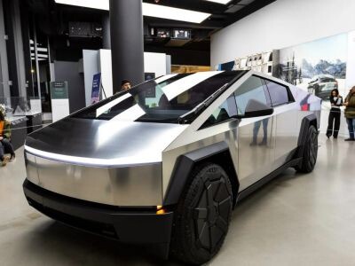    Tesla запатентовала надувной спойлер для улучшения аэродинамики Cybertruck