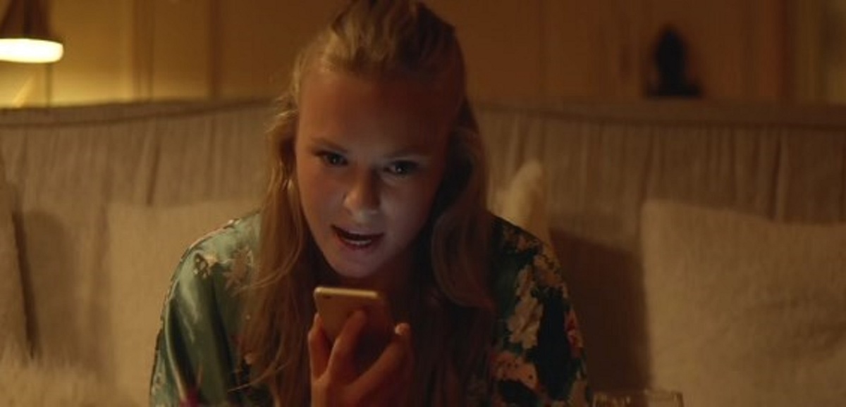 Кадр из фильма «Вместе с Робин» (2021)