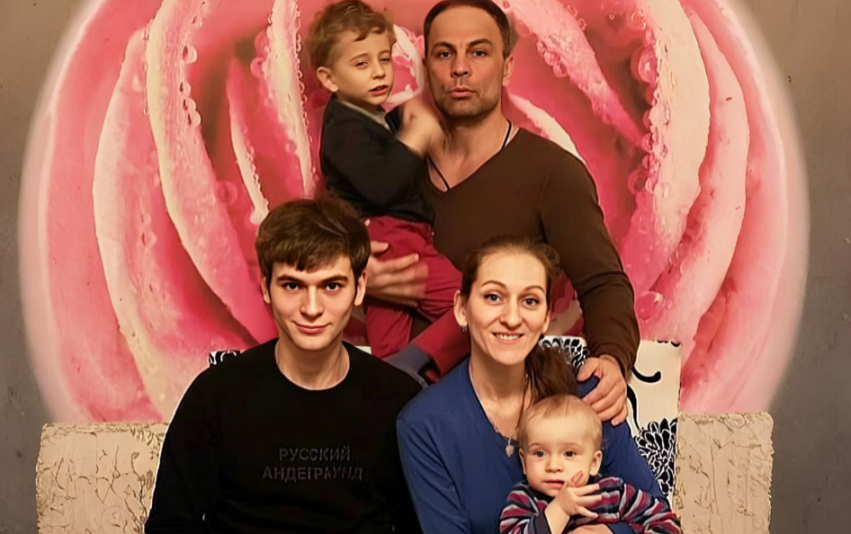 Роман с женой и детьми