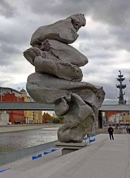 ФОто интернета. На что похожа? Так и назвали в народе.