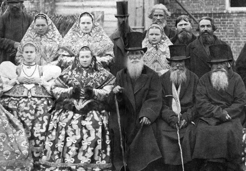 "Владельцы заводов, газет, пароходов" 