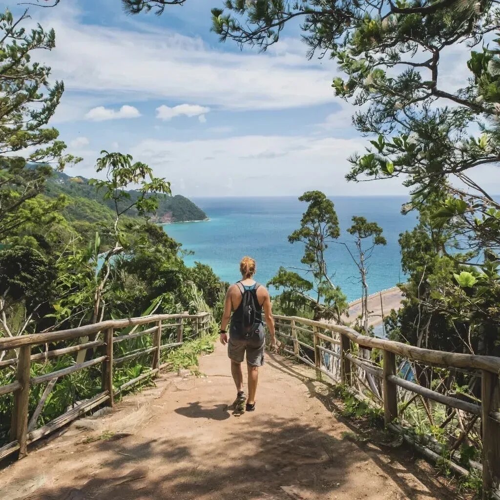 10 000 шагов в сутки. 😉