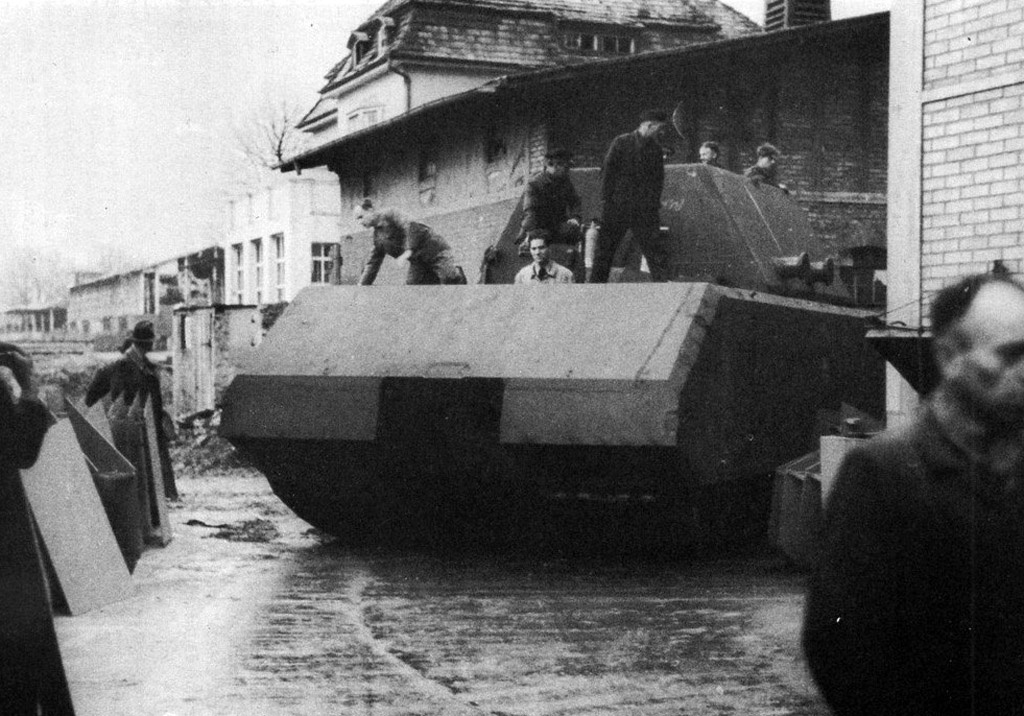 Первый выезд Typ 205/I, он состоялся 23 декабря 1943 года.