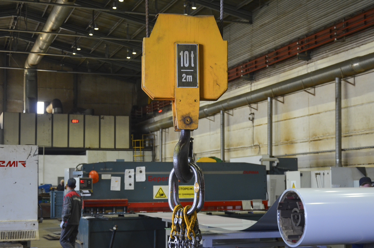 В отправках в Сибирь преобладают товары народного потребления для маркетплейсов и промышленное оборудование.  Фото: ФедералПресс / Дмитрий Шевалдин