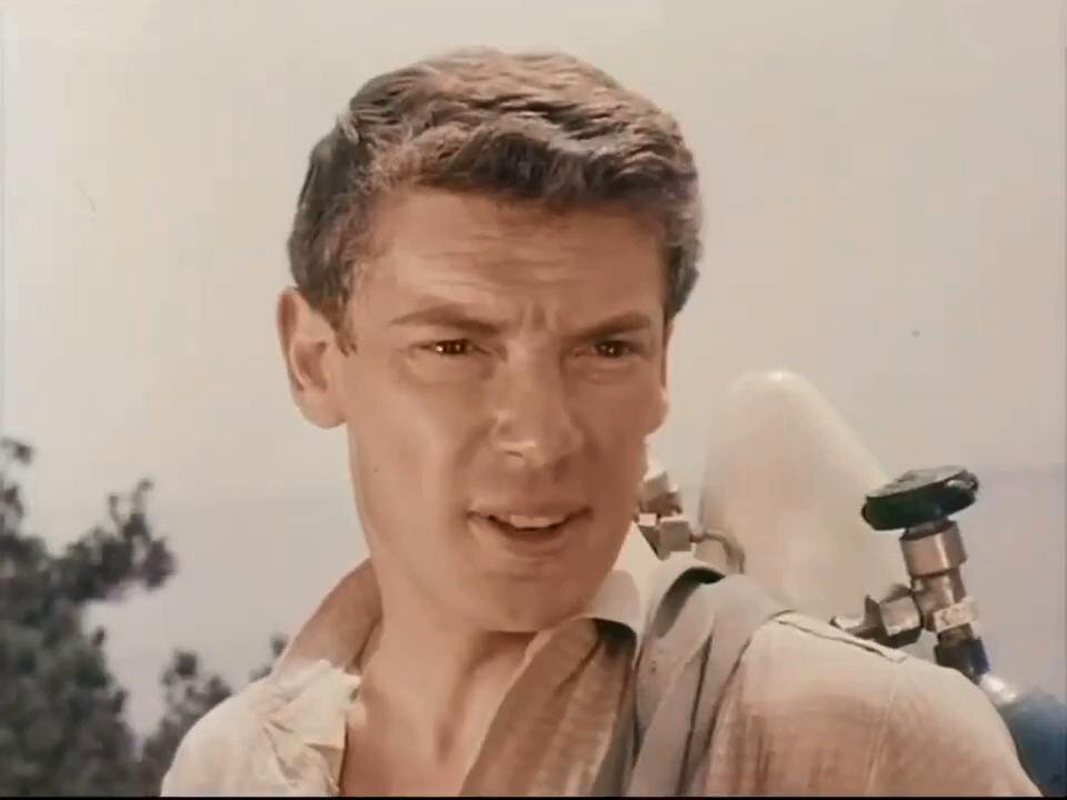 Фото: "Пассажир с "Экватора"