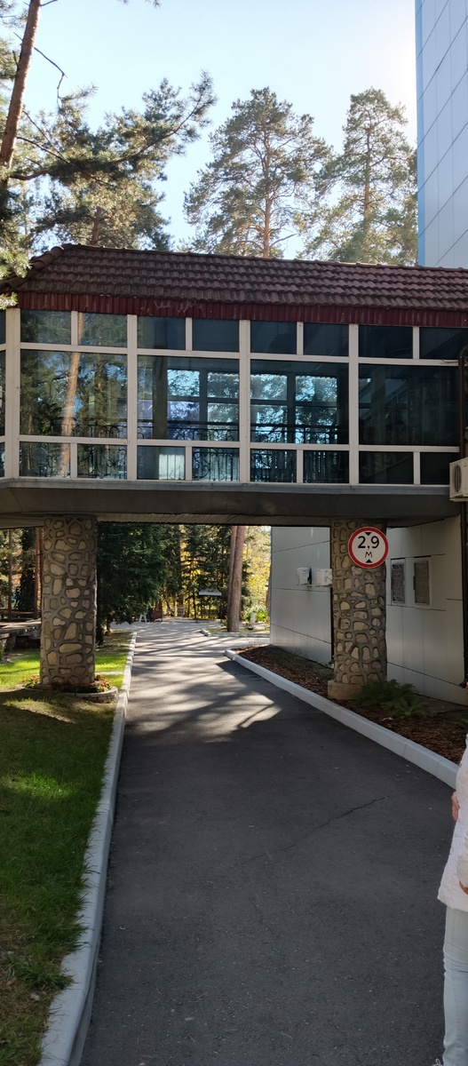 Часть перехода между корпусами.Фото автора.