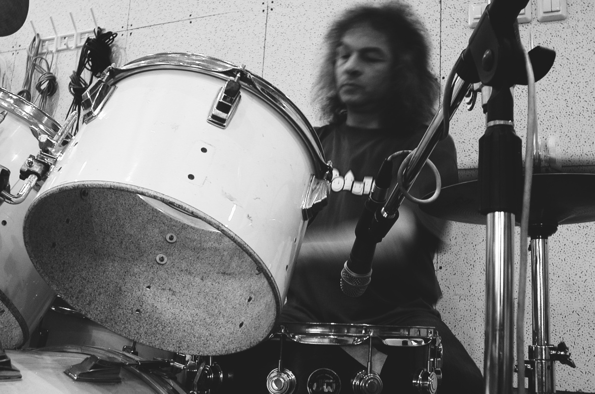 Евгений Губерман (30.07.1955 – 29.12.2012). Играл в группах: Облачный Край, Аквариум, Зоопарк, Телевизор, Август и др. Источник: Константин Стрелков (Новая Земля).