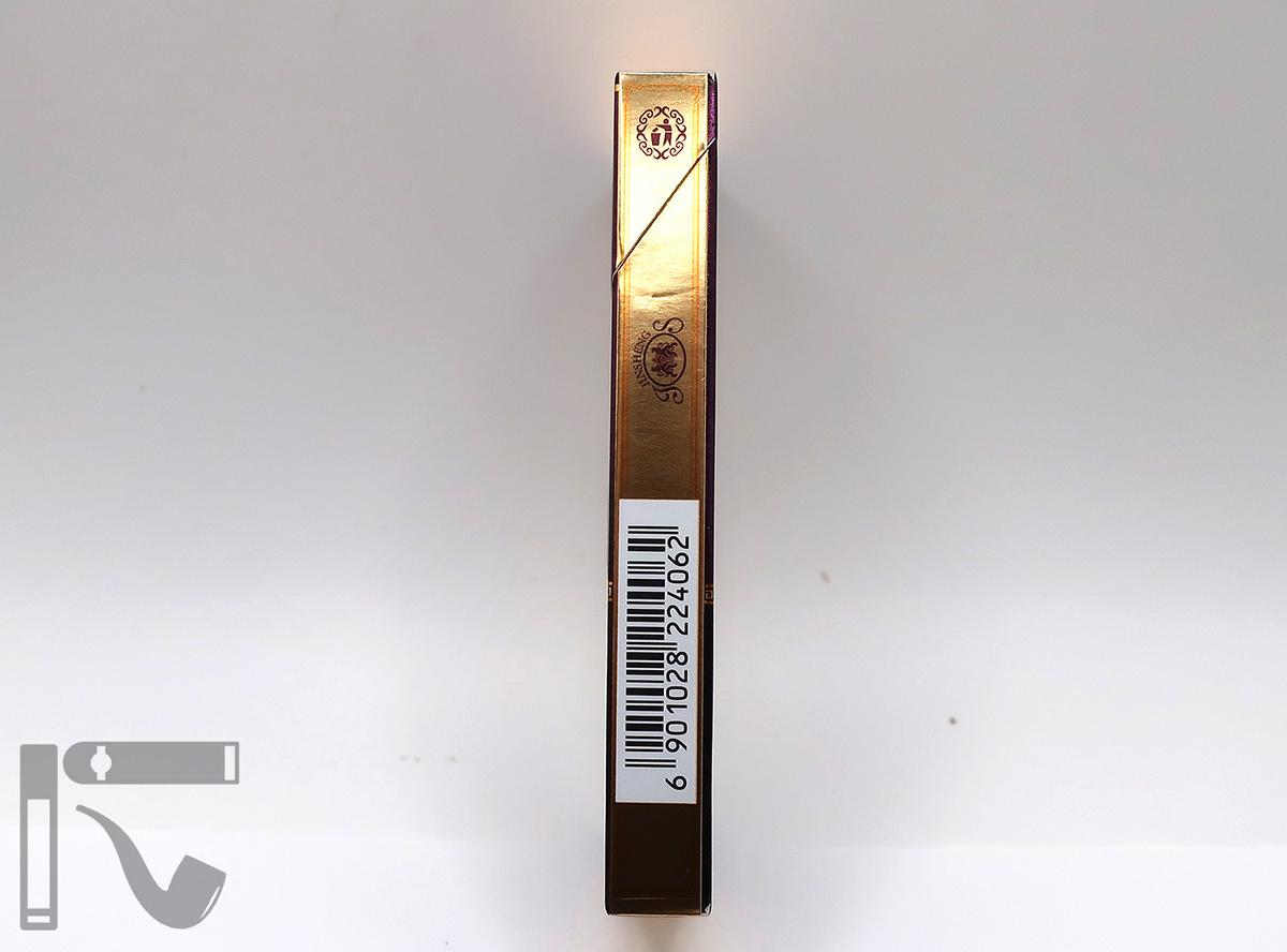 Сигареты Jinshen Tengwangge Purple Light. Фото: © канал "Уголок Курильщика"