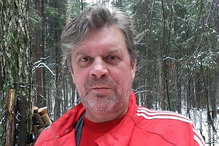 Боровой, выпив, начал угрожать оружием. Фото: ВКонтакте.