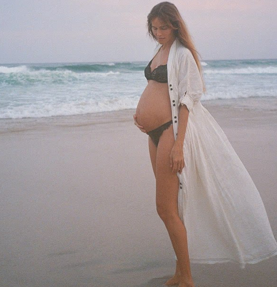    Изабель Лукас ждет первенцаСоцсети Изабель Лукас