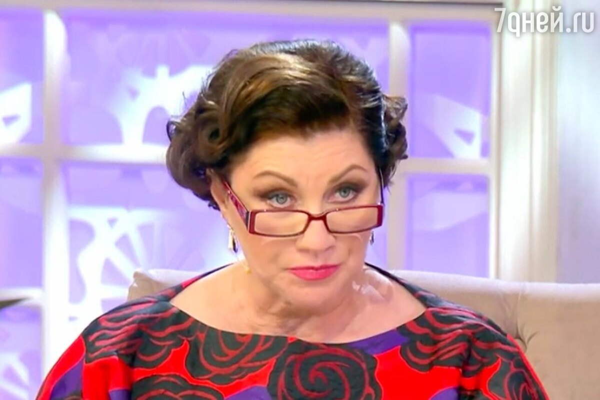    Роза Сябитова кадр шоу "Давай поженимся!"