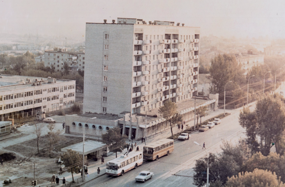 Ул.Чернышевского, Магазин Океан