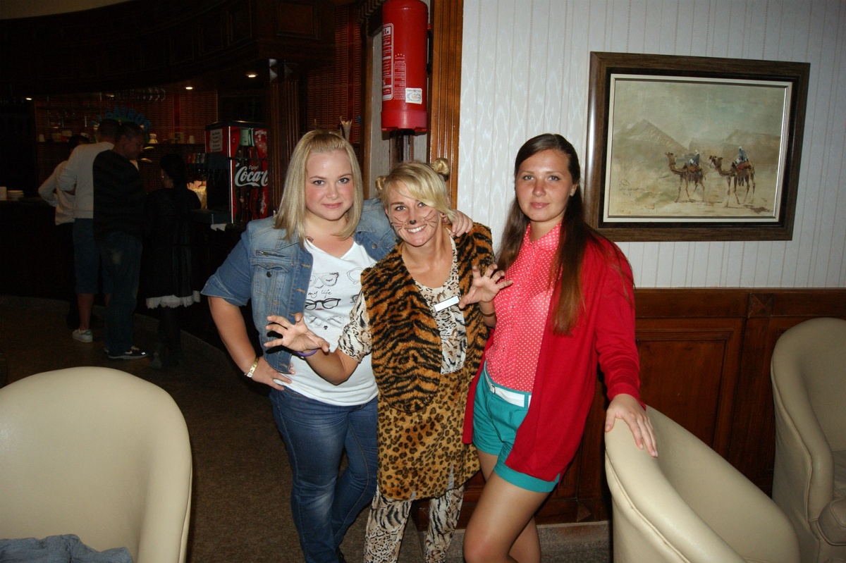 Перед детской дискотекой