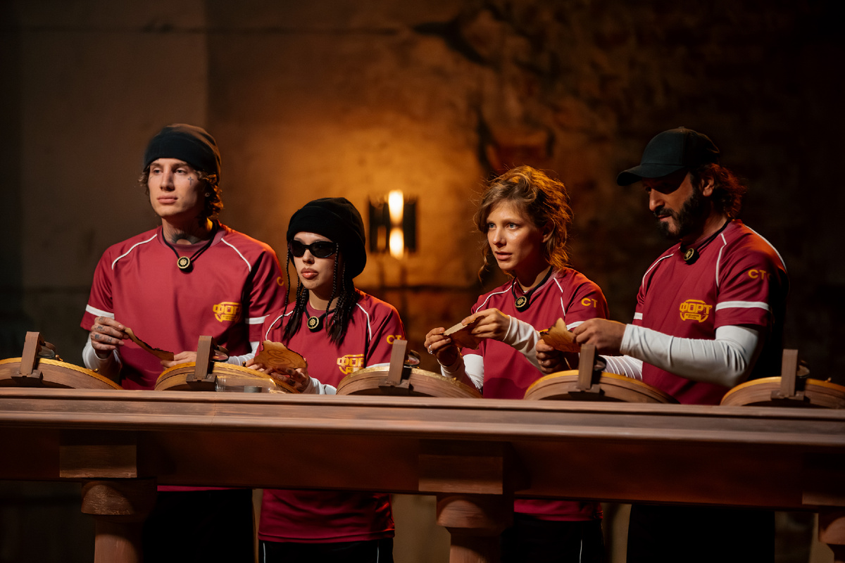 Instasamka,Moneyken, Елизавета Арзомасова м Илья Авербух на шоу «Форт. Возвращение легенды» . Фото: телеканал СТС