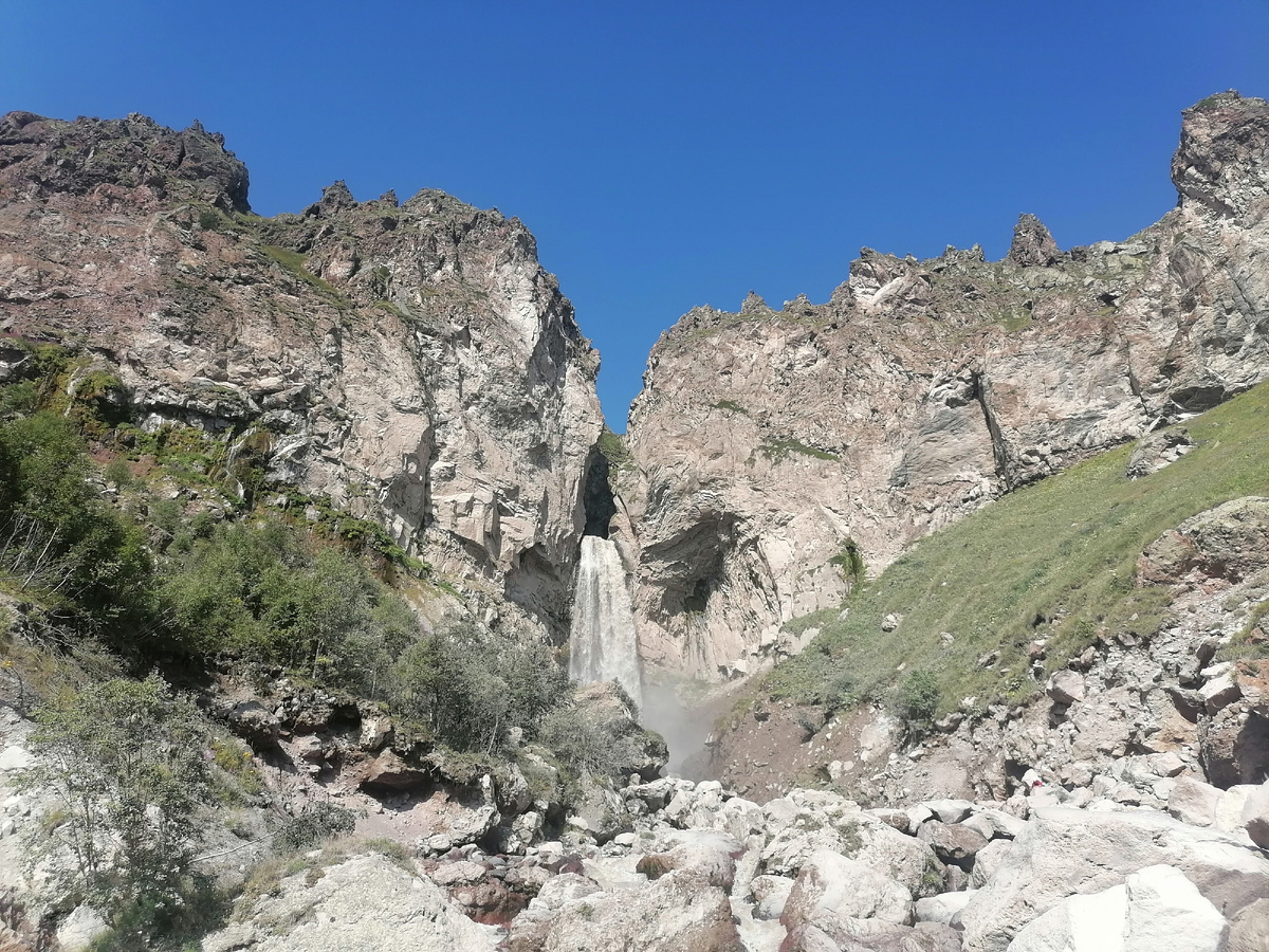 Водопад Султан-су. 5 августа 2025 года.