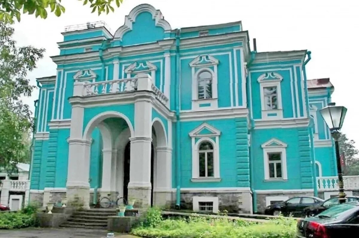    Усадьба основателей Ольгино сохранилась до сих пор.