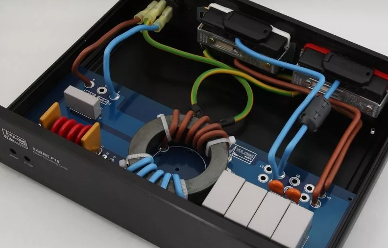 Yulong P18 Power Conditioner