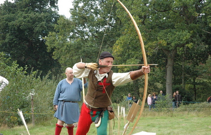 Использовался на протяжении веков.
