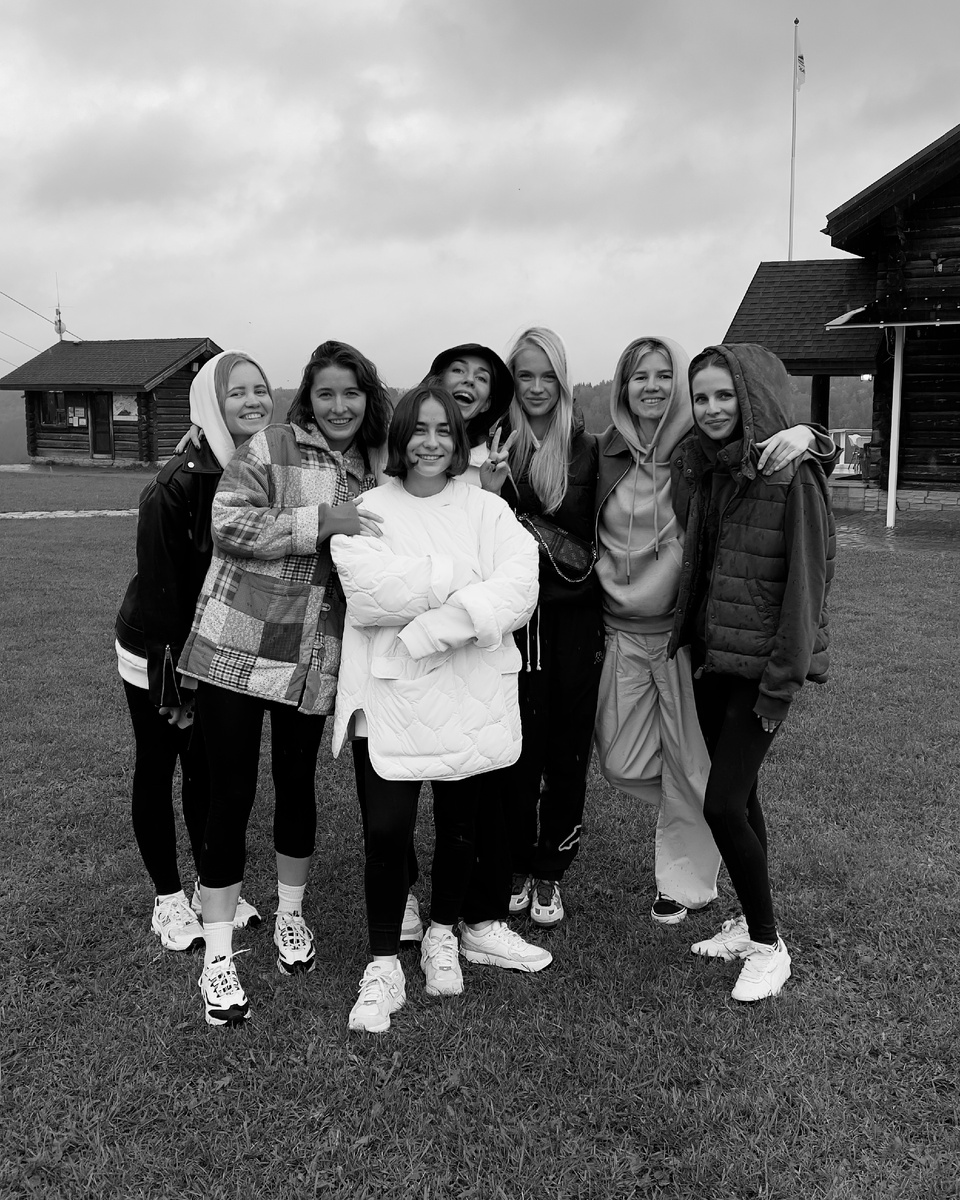 Корпоративы — всегда теплые. Веревочный парк, открытая купель и Мальская долина одним туманным вечером