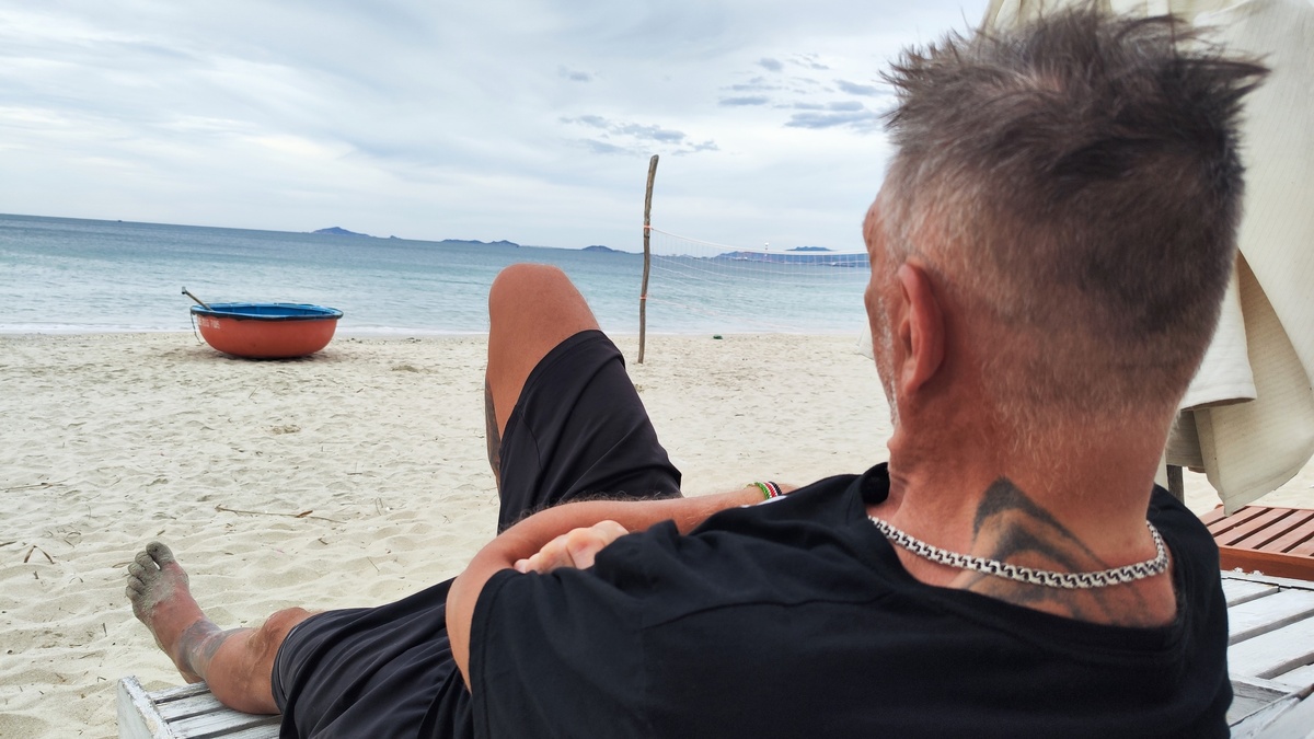 И пусть весь мир подождёт...