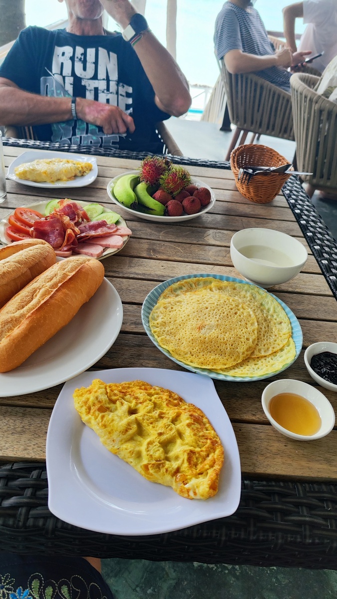 Еда во Вьетнаме на любой вкус и кошелёк...