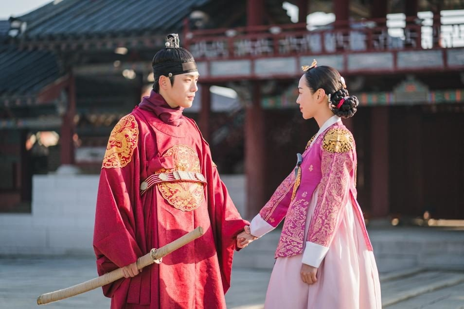 Небольшой спойлер дорамы, которую смотрю в данный момент 😊