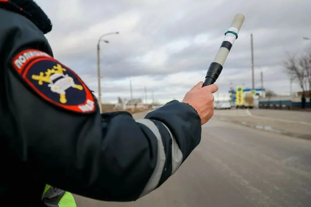    В ГАИ наконец поставили точку: до какого возраста можно садиться за руль автомобиля - пенсионерам назвали настоящие ограничения