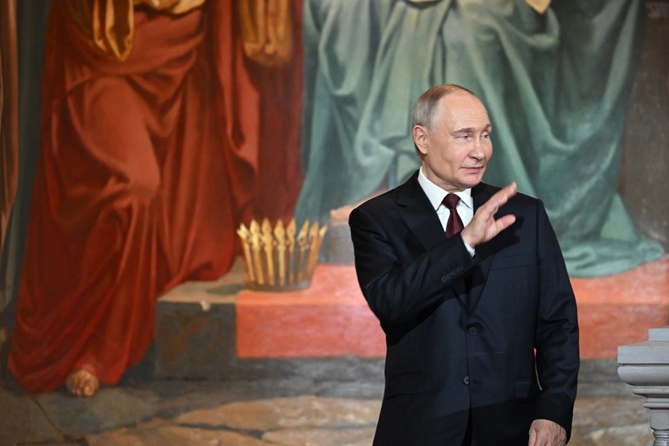    Боец с позывным Путин поздравил президента России с днем рождения Владимир ВЕЛЕНГУРИН