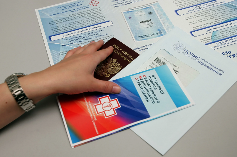 Если человек не работает и получает доходы - он платит за ОМС: новое предложение