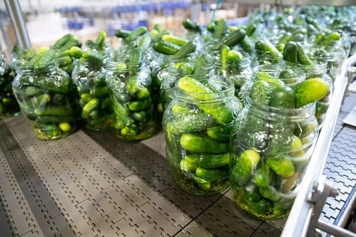    Тюменцам напомнили, как избежать отравлений домашними заготовками