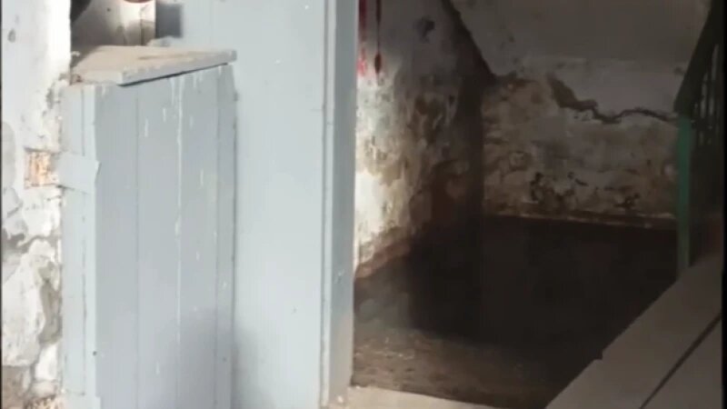     Пятиэтажка в Лесосибирске. Скриншоты видео