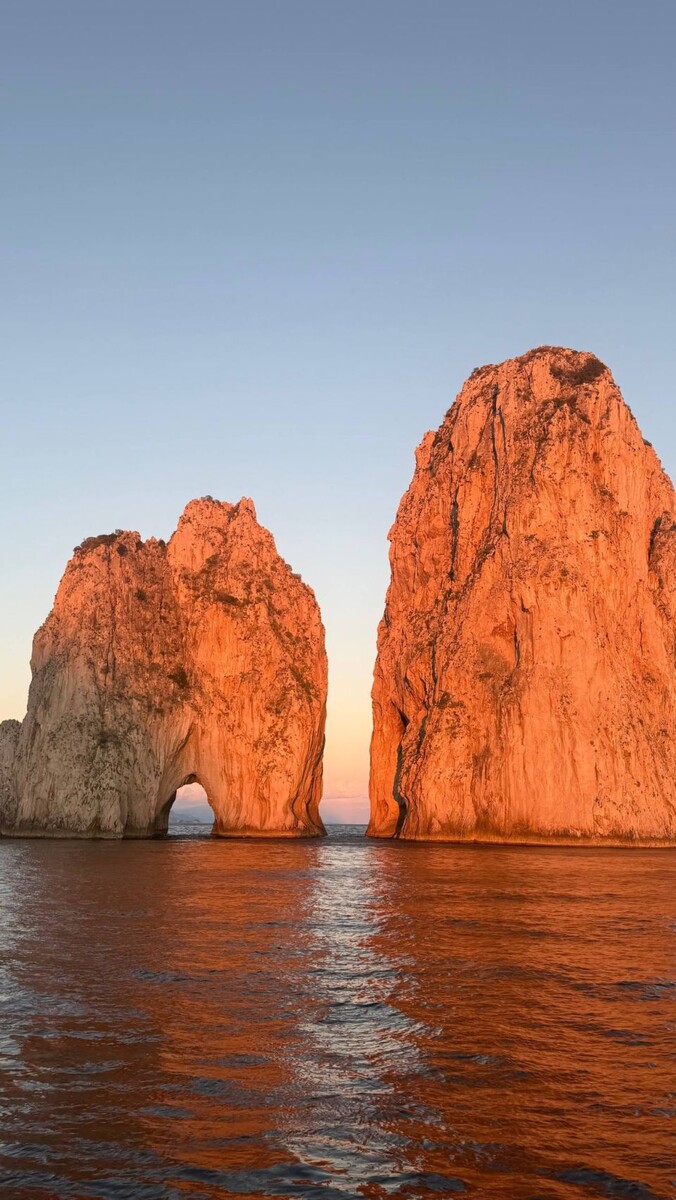    Полина Диброва отдыхает в Италии. Источник: t.me/dibrovapolina