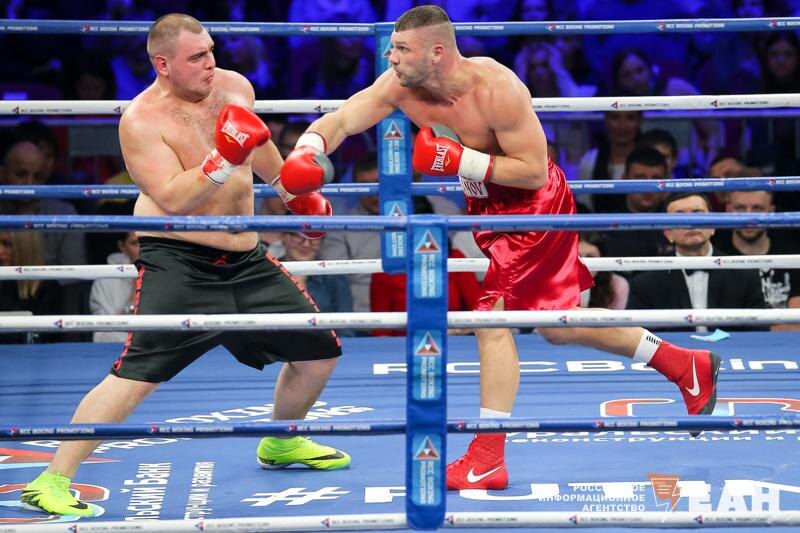    ЕАН / Боксеры на ринге