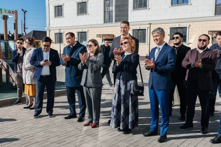    Оренбуржцы приняли участие в праздновании 385-летия города Атырау Оренбуржье