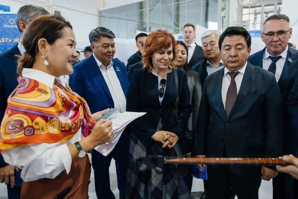     Оренбуржцы приняли участие в праздновании 385-летия города Атырау Оренбуржье
📷    Оренбуржцы приняли участие в праздновании 385-летия города Атырау Оренбуржье
📷    Оренбуржцы приняли участие в праздновании 385-летия города Атырау Оренбуржье
📷    Оренбуржцы приняли участие в праздновании 385-летия города Атырау Оренбуржье
