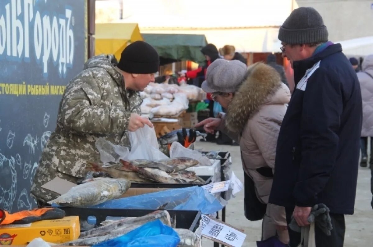    В Омске предлагают популяризировать рынки фудкортами и ярмарками
