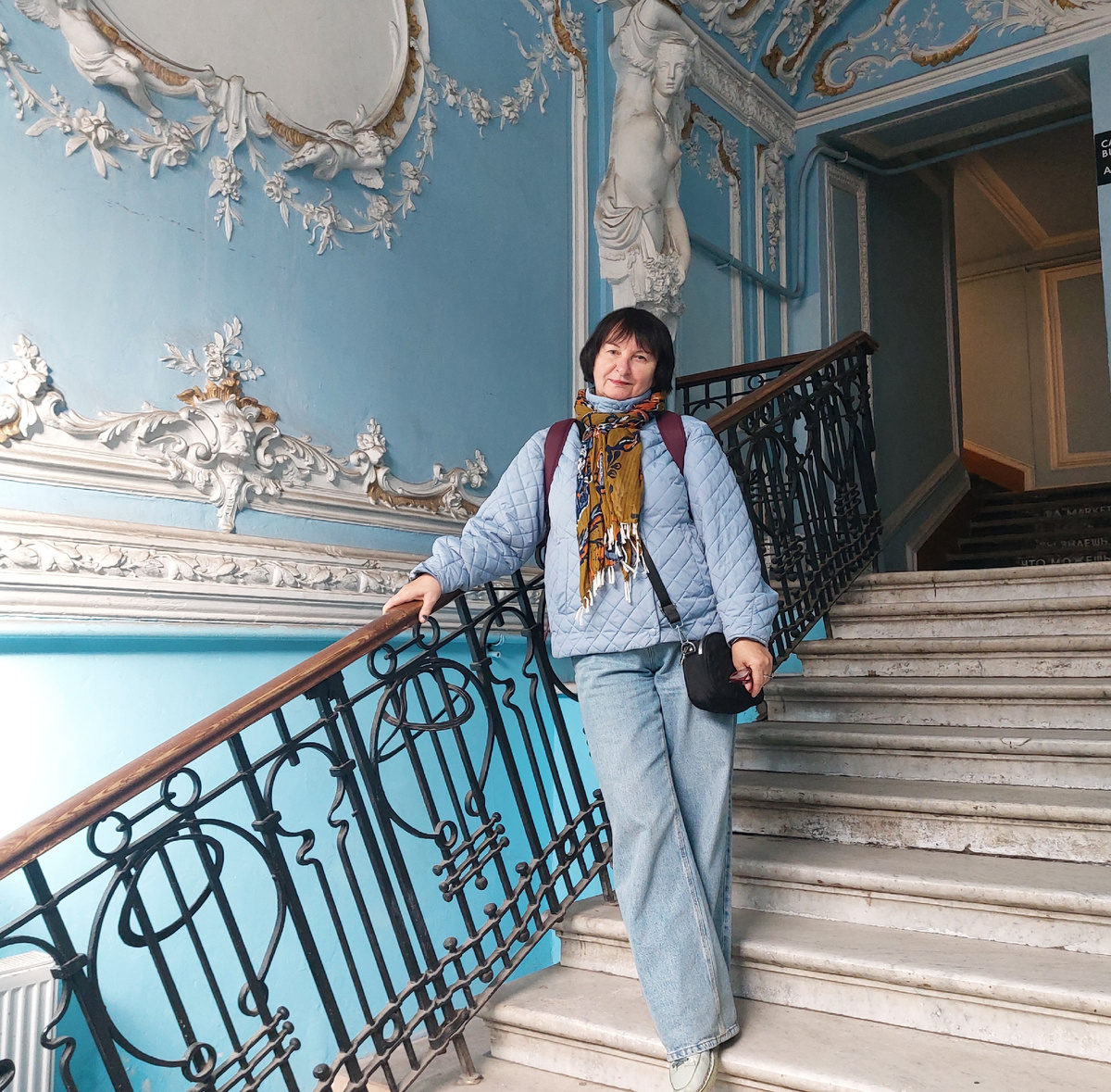 Петербург. Экскурсия по парадным и коммунальным квартирам.