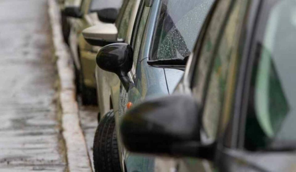     Автомобили. Источник: ufa.kp.ru Автор фото: Рустем Ахунов