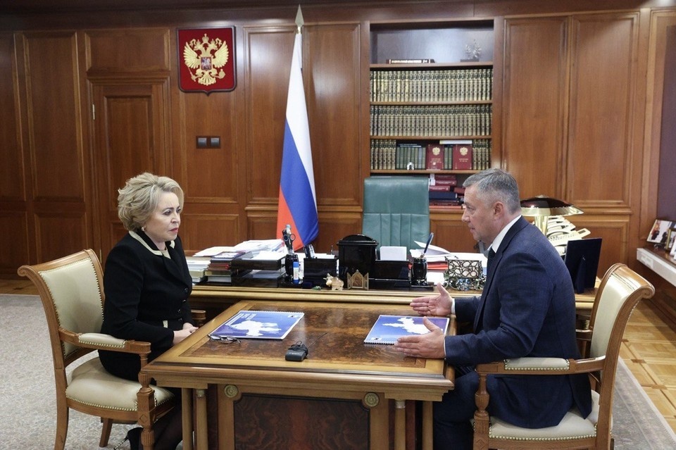    Председатель Совета Федерации и губернатор обсудили развитие Иркутской области. Пресс-служба правительства Иркутской области