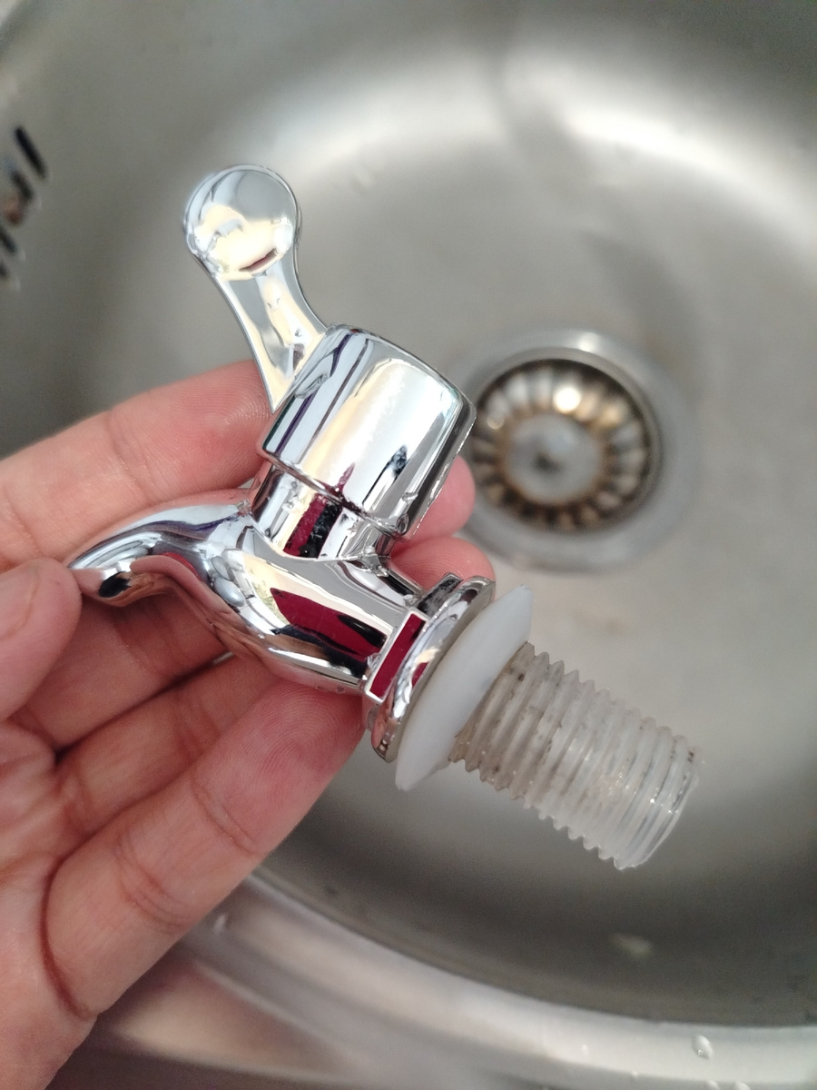 Вот эта резьба не отмывалась ничем.