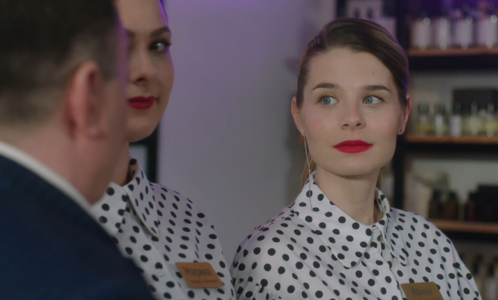 Кадр из сериала "Без памяти любя" (2022)