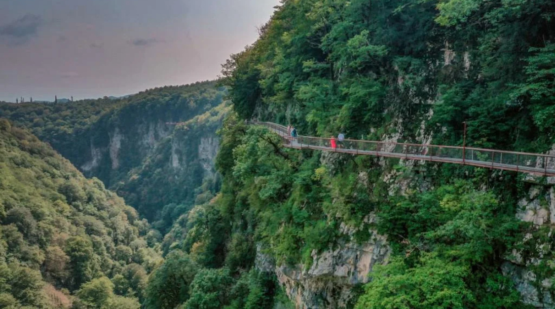 Фото каньона:georgiatravelguide.com