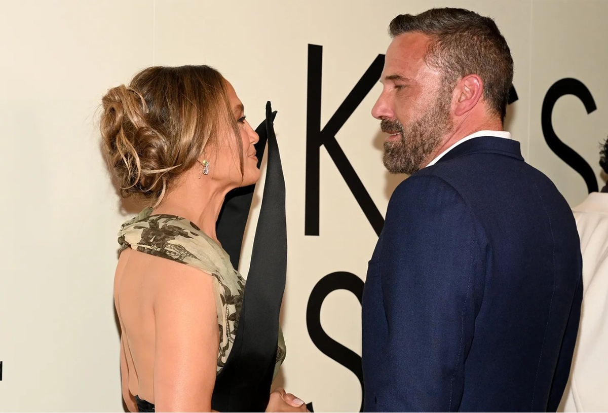 Бен Аффлек и Дженнифер ЛопесФото: Andrew H. Walker/Shutterstock (People)