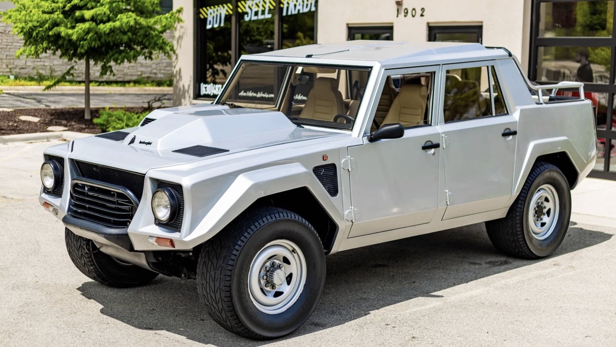 Lamborghini LM002 1987 года