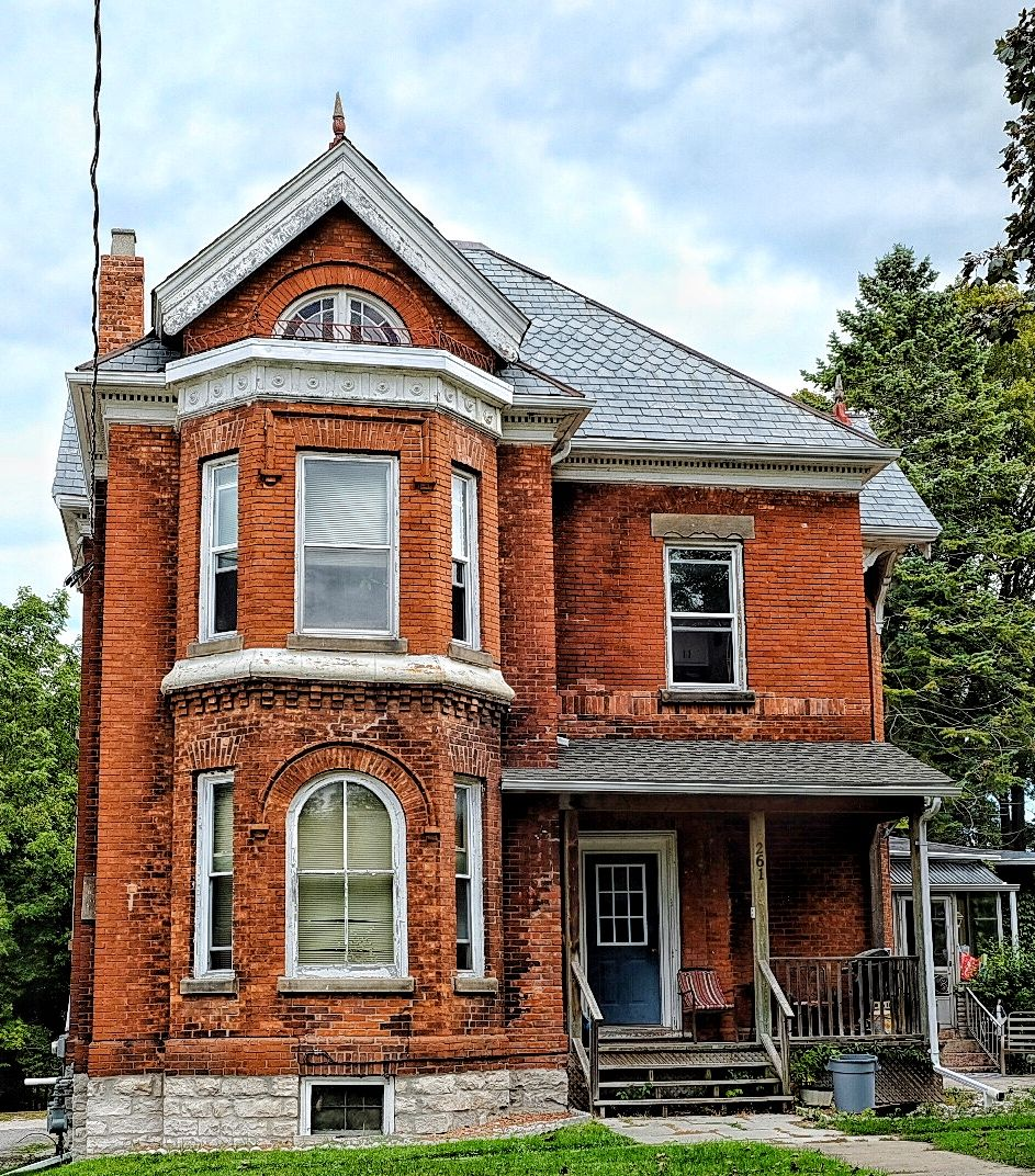 Пример кирпичного дома