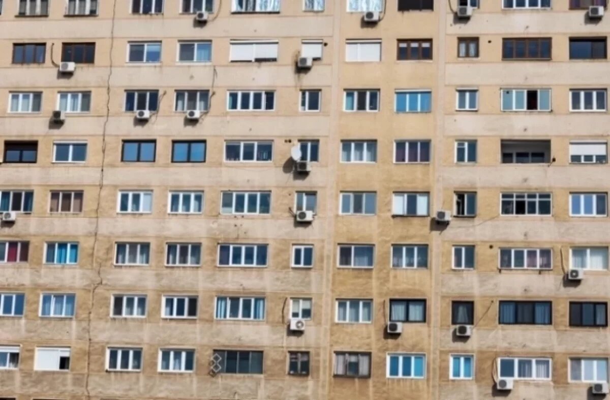    Эксперт по ЖКХ Бондарь: за цветы на балконе могут оштрафовать