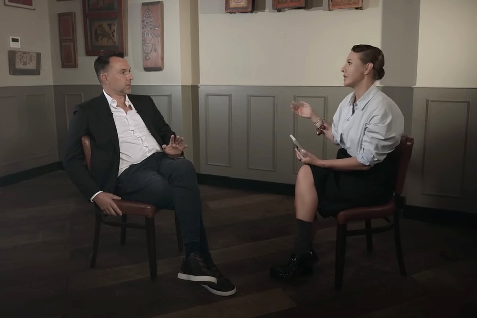    Ксения Собчак и Алексей Арестович*. Фото: скрин