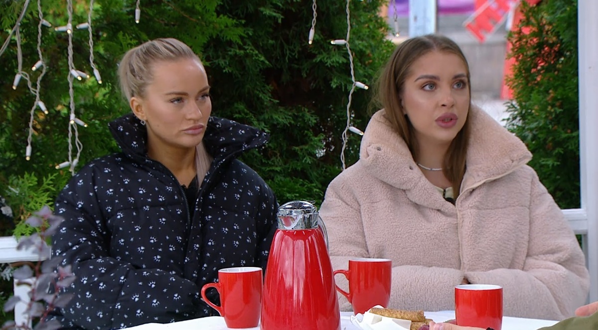 Элина Рахимова, Катя Квашникова (фото из эфира на «Okko»)